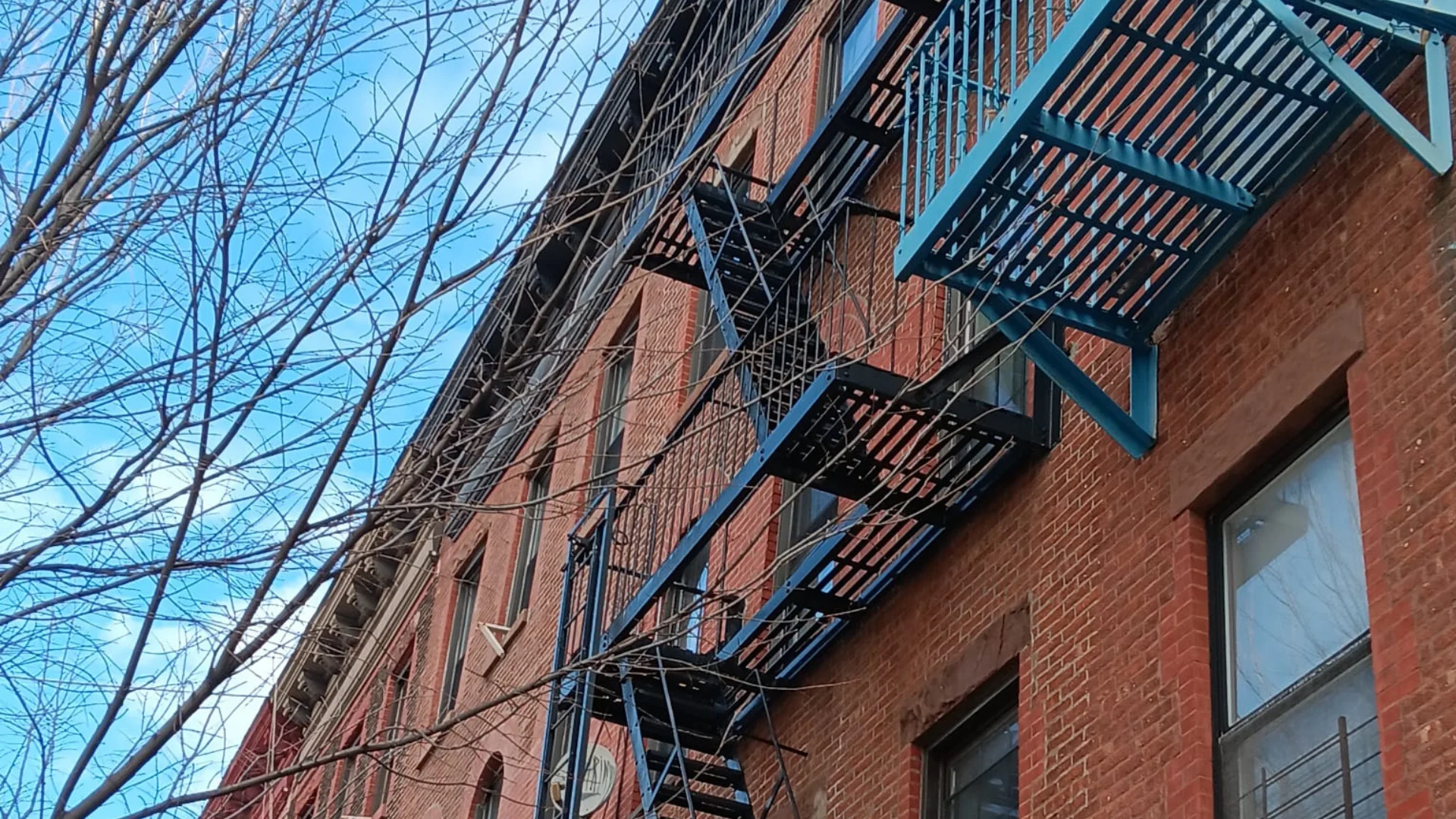 Professional fire escape maintenance Brooklyn